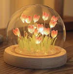 Cargue la imagen en el visor de la galería, Lámpara LED de flor de tulipán con cubierta.
