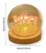 Cargue la imagen en el visor de la galería, Lámpara LED de flor de tulipán con cubierta.
