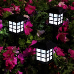 Cargue la imagen en el visor de la galería, Pack 2 Estacas Solar en modelo de Casa Para Patio Jardín Exterior - Ilumina tu Casa